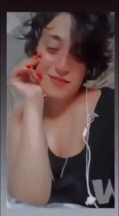 بنت تصور تيك توك لحبيبها وتوريله بزازها الجميلة سكس نودز مصري