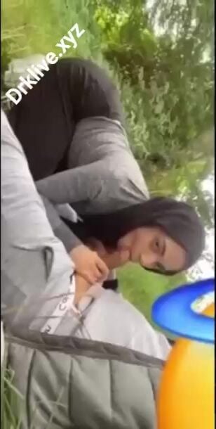 محجبة شرموطة تفشخ زب صاحبها الاجنبي مص سكس عربي xnxx
