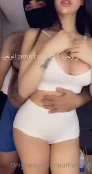 لبنانية عود فرنساوي تتناك لايف من فحلها سكس عربي