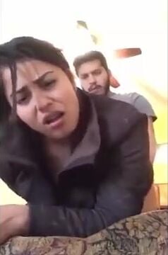 شاب مغربي يزنق حبيبته وينيكها دوجي سكس مغربي xlxx