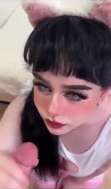 لارا روز تمص زب فحلها وتبلعه في كسها سكس عربي