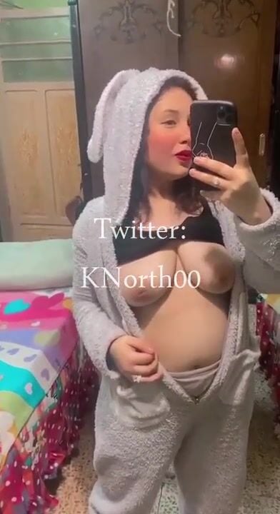 نودز بنت مصرية زي القمر تصور جسمها النار لحبيبها سكس مصري