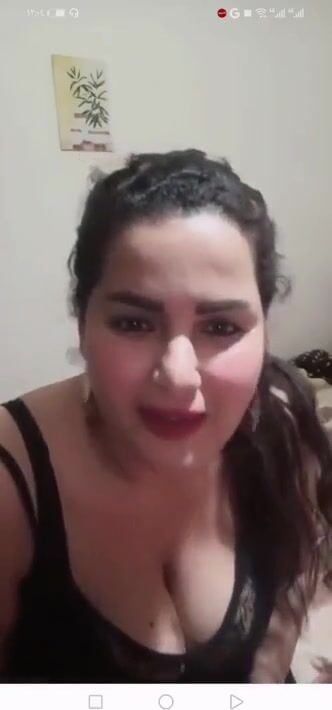 لايف سما المصري بفستان اسود نار مبين بزازها سكس مصري
