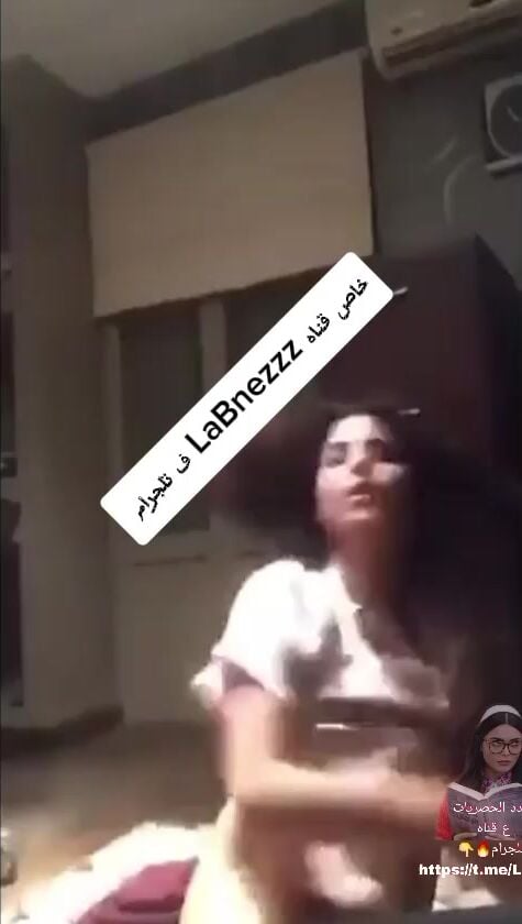 شاب عنتيل يفشخ صاحبته الصغيرة نيك سكس مصري xnxx
