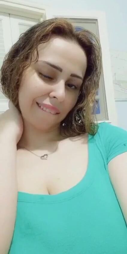فلاحة جسمها قشطة تعرض لعشيقها سكس نودز مصري