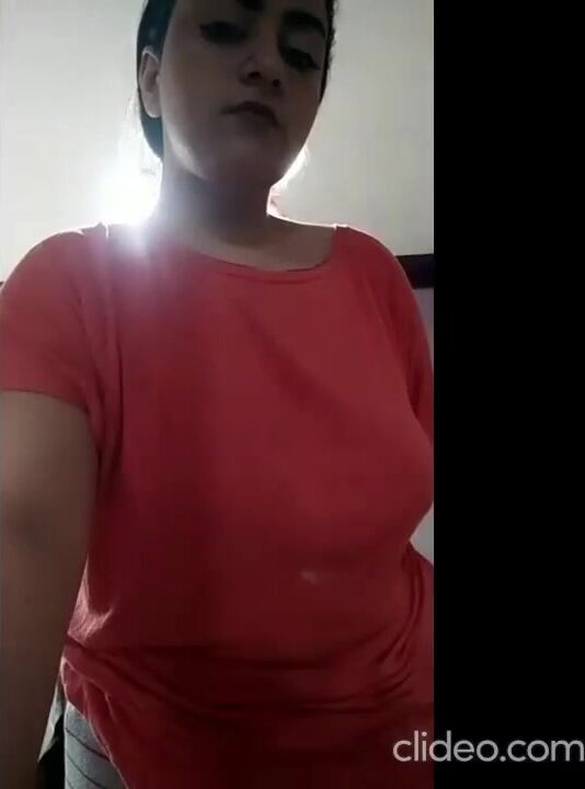 مزة كيرفي تلعب في جسمها الفاير سكس نودز مصري
