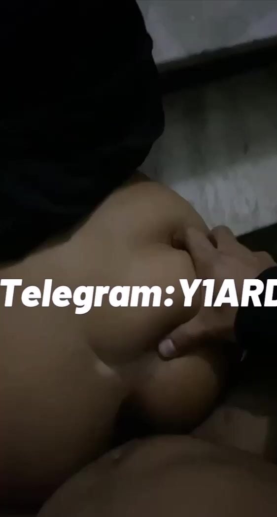تقلع العباية وتاخد في طيزها جامد من ورا سكس عربي xnxx