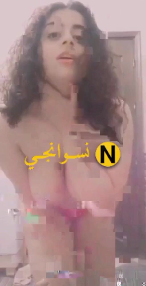 يا لهوي على الحلاوة والشرمطة ترقص وتدلع حبيبها وهايجة اوي سكس نودز مصري
